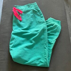 Women’s Figs Surgical Green Jogger Scrub Pants w/ Neon Pink